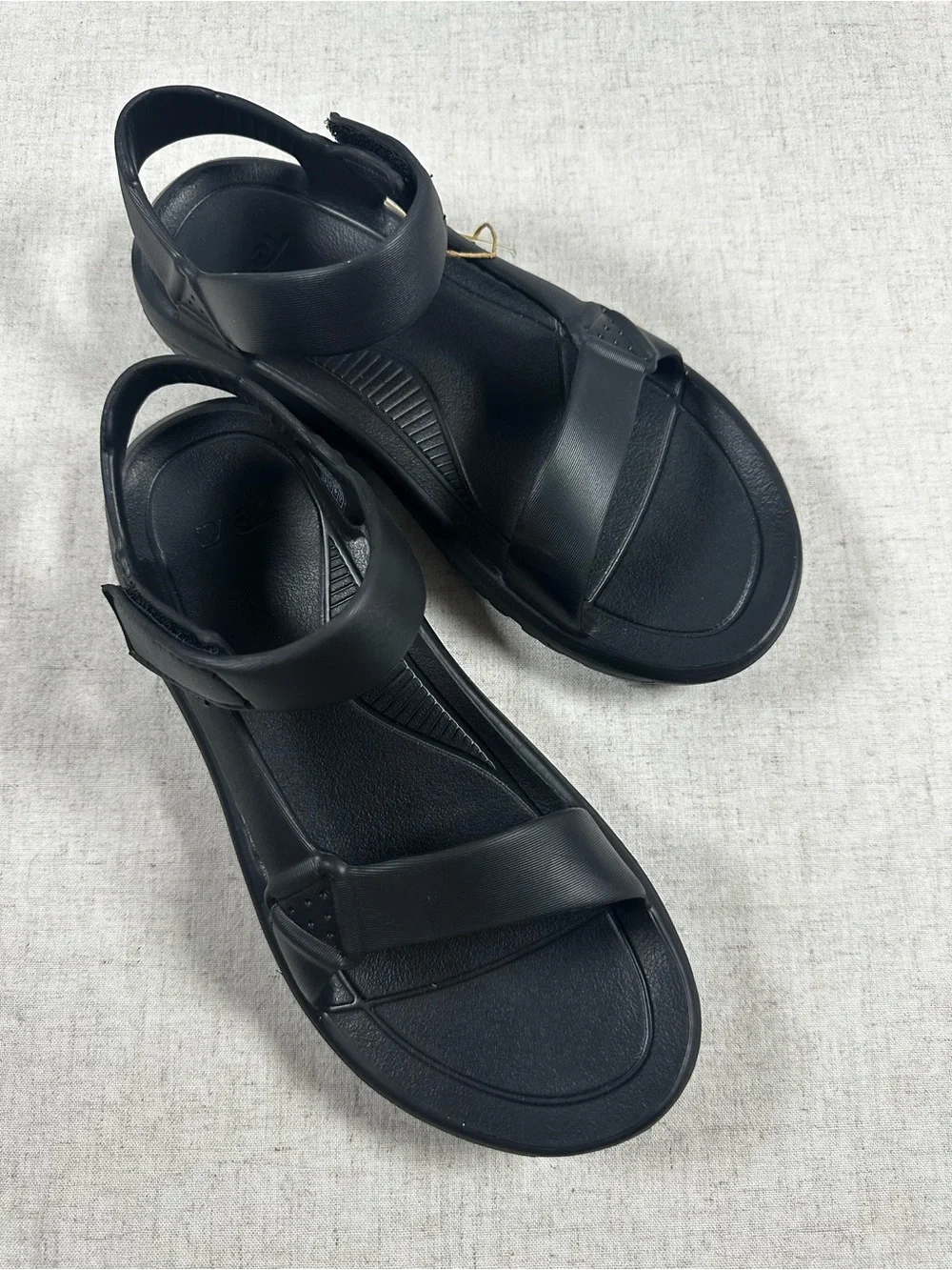 Teva Hurricane Drift Sandal Size 9 Men’s/11 Women’s